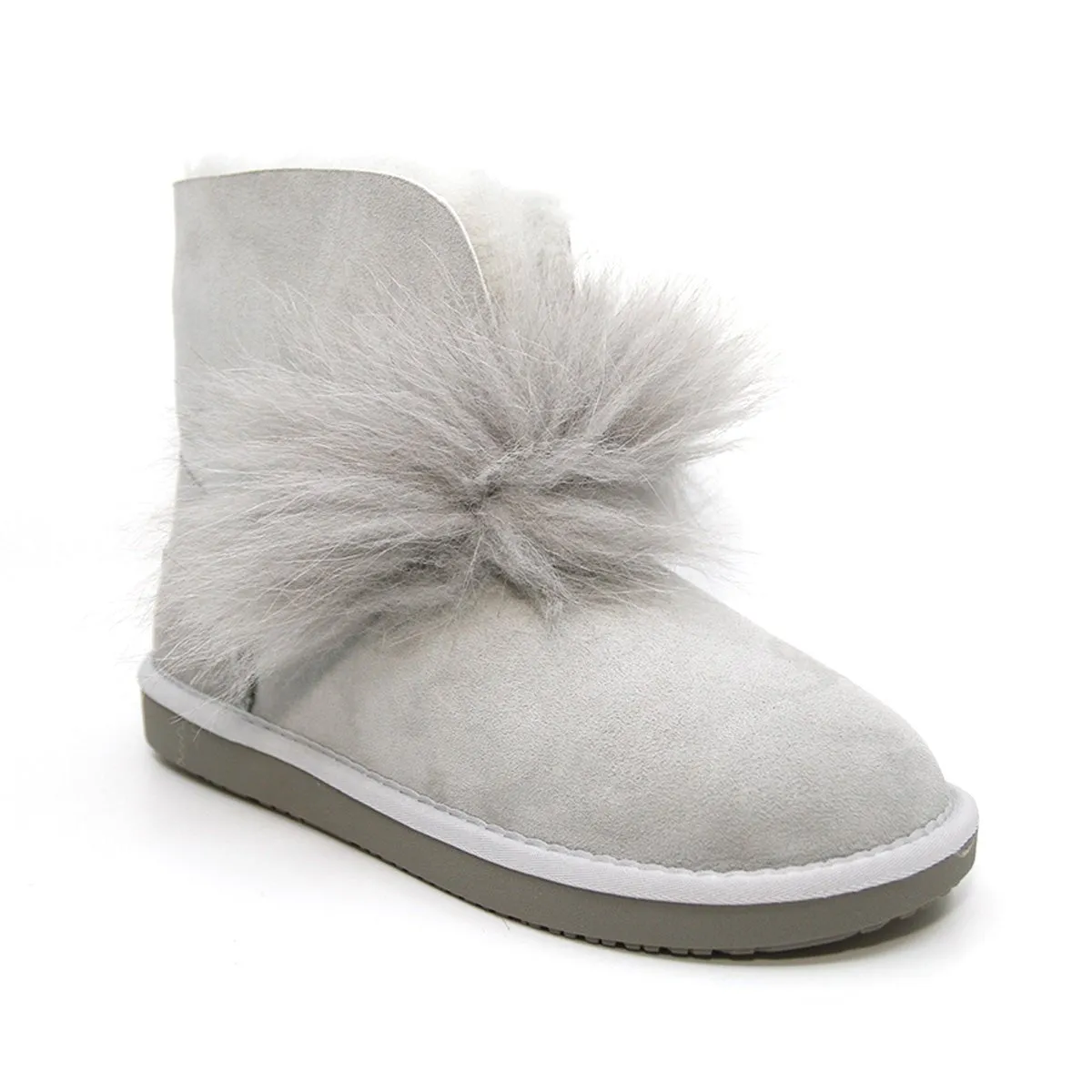 UGG Mini Pom Pom