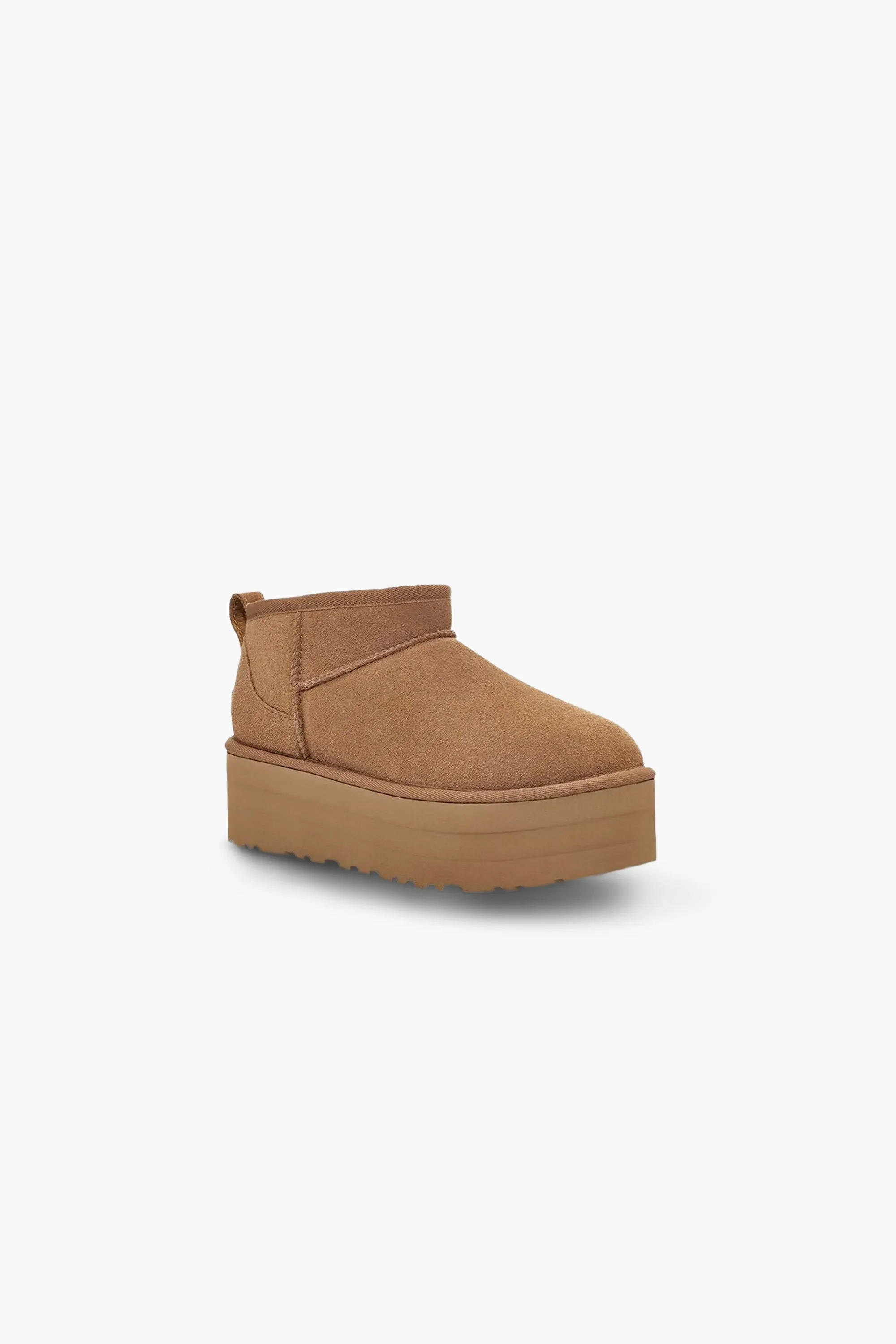 UGG Women's Classic Ultra Mini Platform in Chestnut